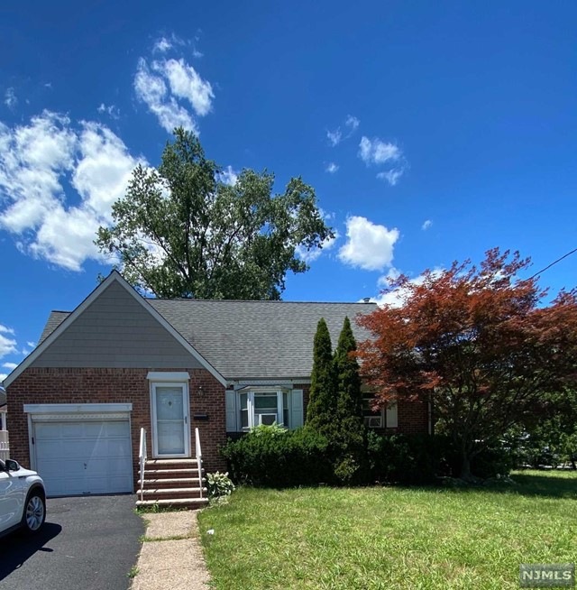 2 Danna Way, Saddle Brook, NJ 07663 - photo 1