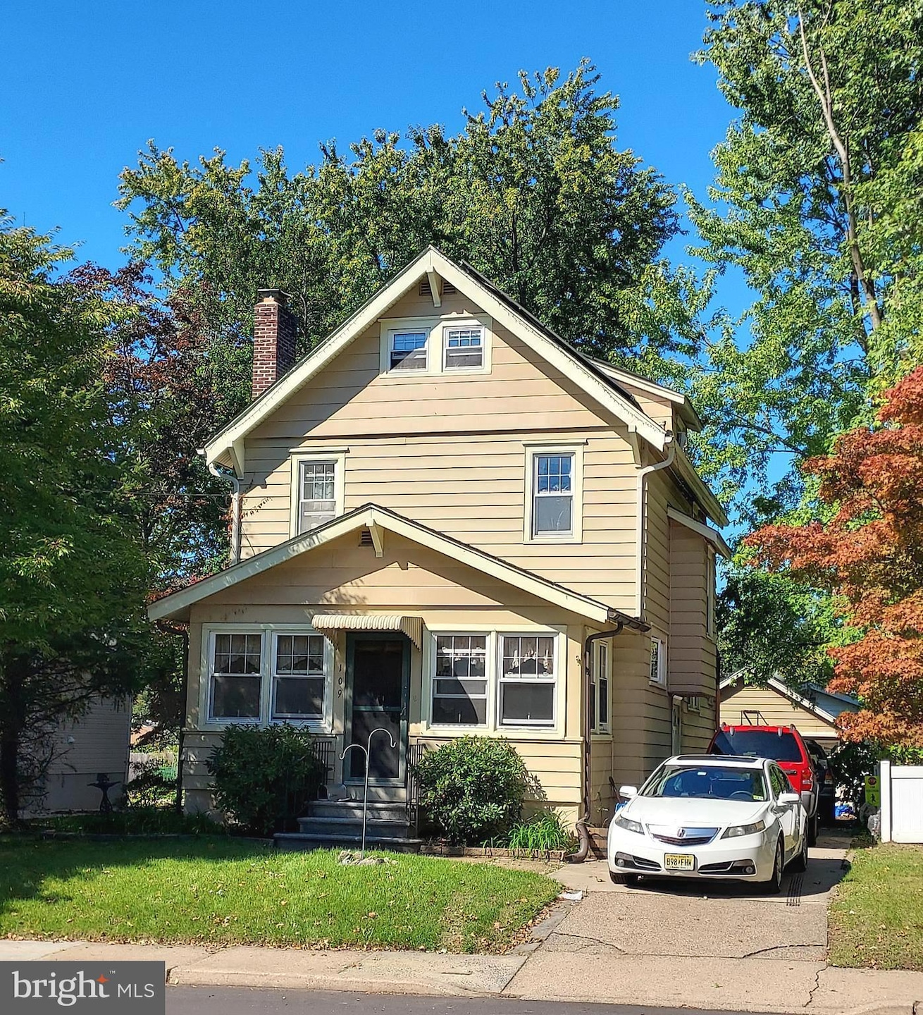 109 W Crystal Lake Ave, Haddon Township, NJ 08108 - photo 1