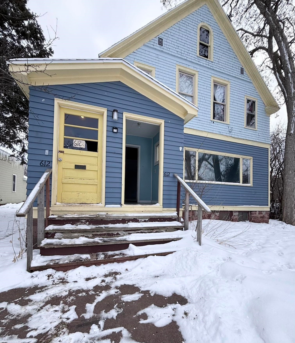 612 6th St W, Ashland, WI 54806 - photo 1