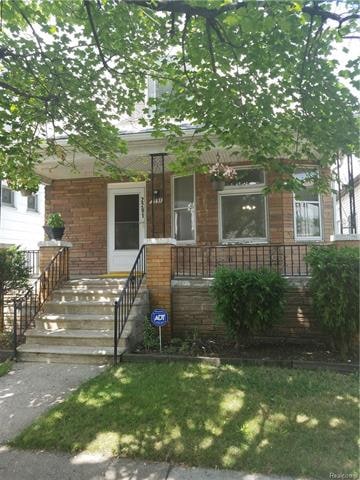 2291 Yemans St, HamtraMcK, MI 48212 - photo 1