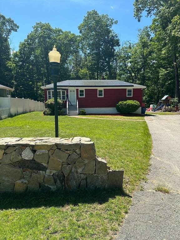 237 Beaconsfield Rd, Worcester, MA 01602 - photo 1