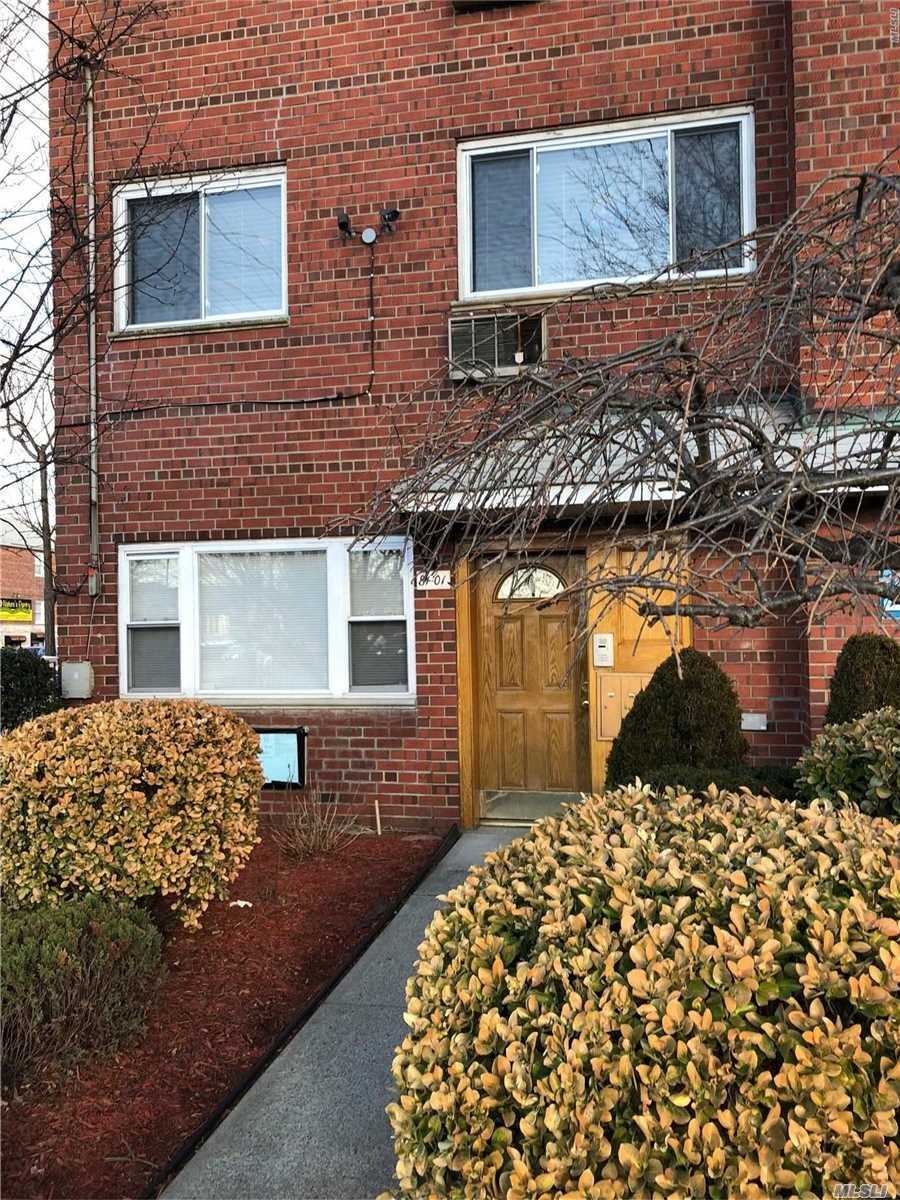 8405 263rd St, Floral Park, NY 11001 - photo 1