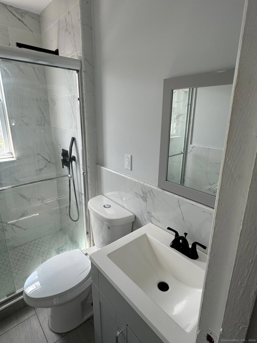 225 Spring St unit 3rd, Bridgeport, CT 06608 - photo 1