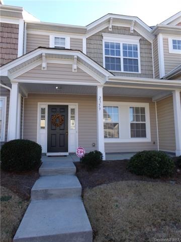 Two bedroom townhouse with easy access to I-485