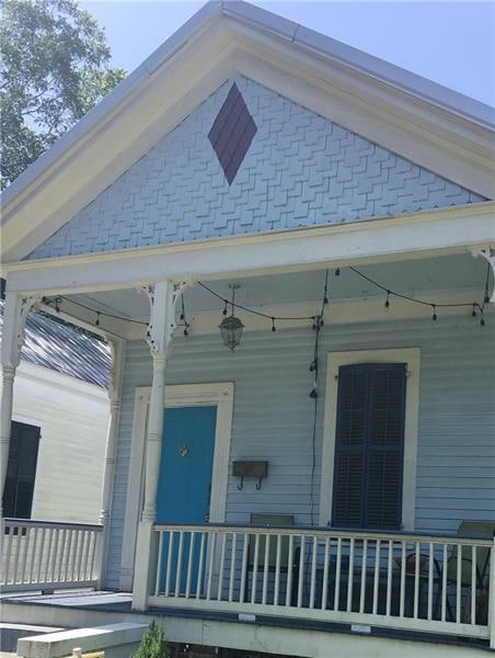 Charming Victorian Shotgun home in historic Oaklei