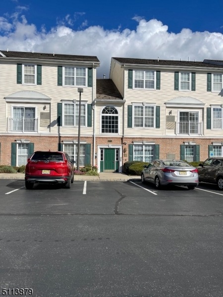 123 Limerick Ln unit 123, Phillipsburg, NJ 08865 - photo 1