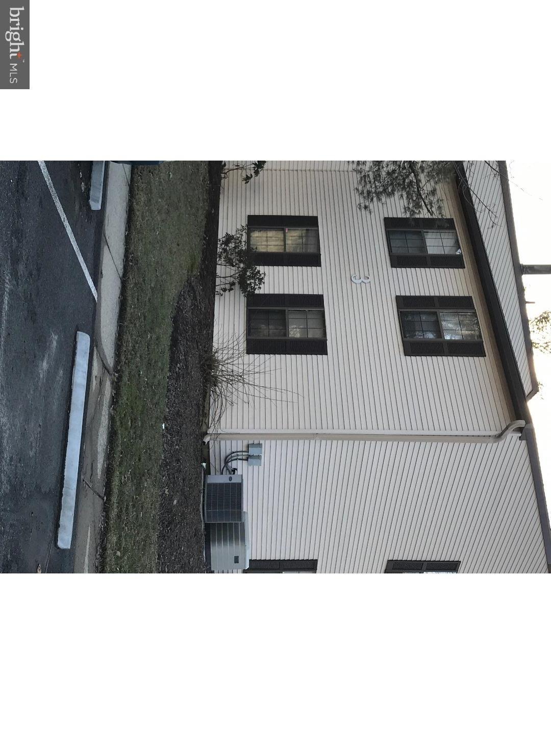 17A Sumac Ct unit 17A, Mount Laurel, NJ 08054 - photo 1
