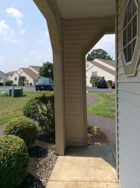 213 Hampton Place Blvd, Troy, NY 12180 - photo 1