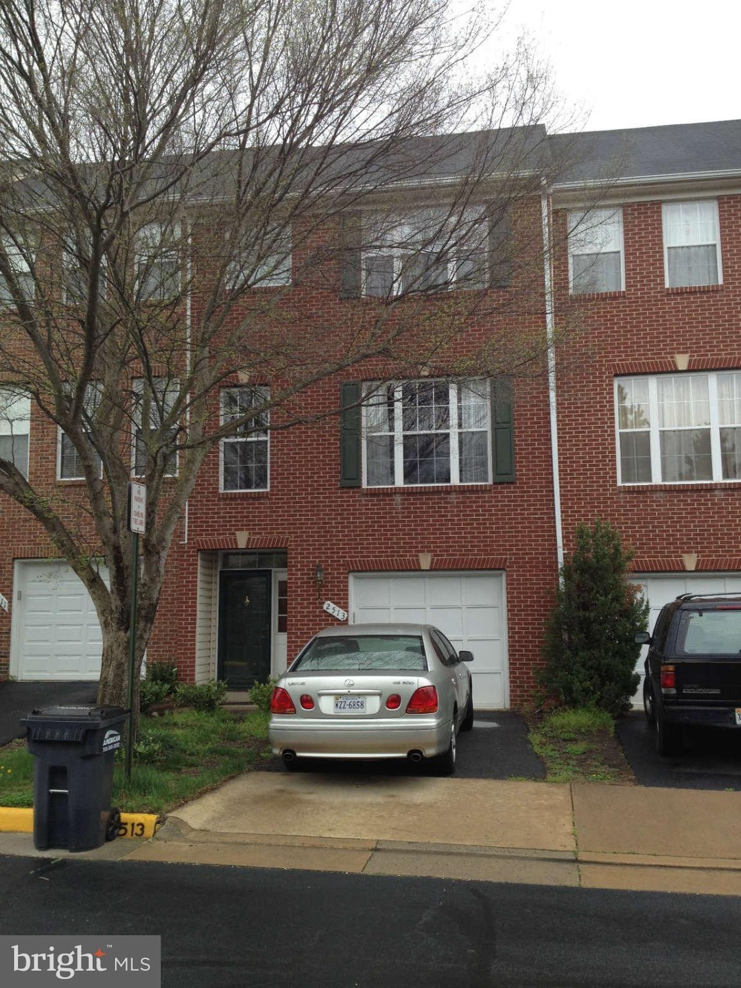 2513 James Madison Cir, Herndon, VA 20171 - photo 1