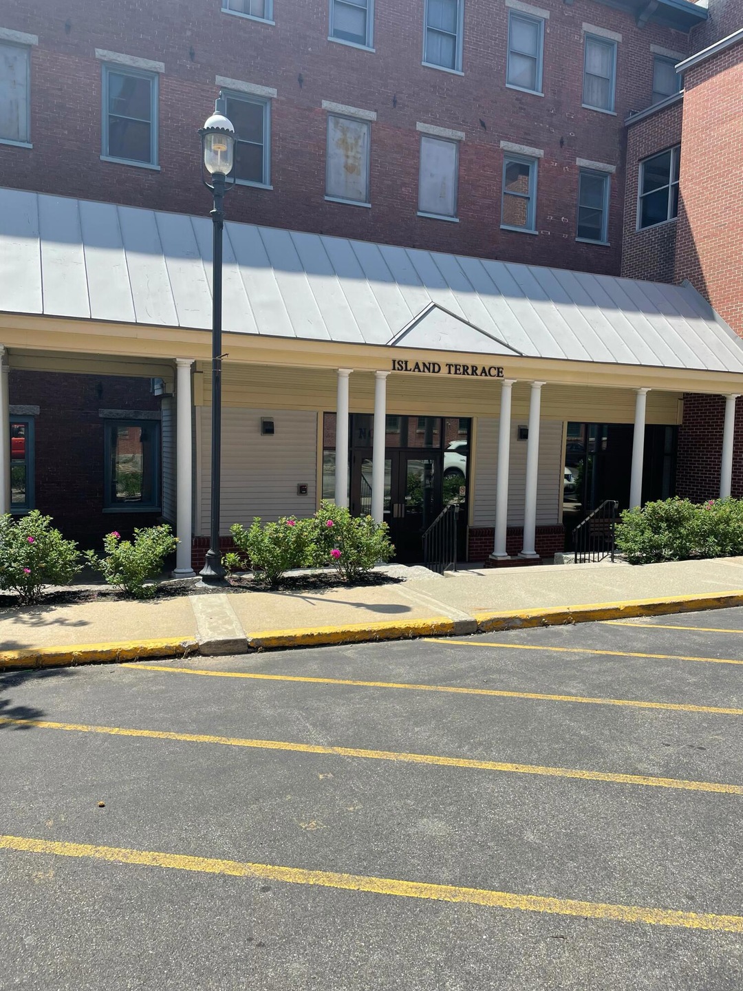 Island Terrace unit 319, Saco, ME 04072 - photo 1