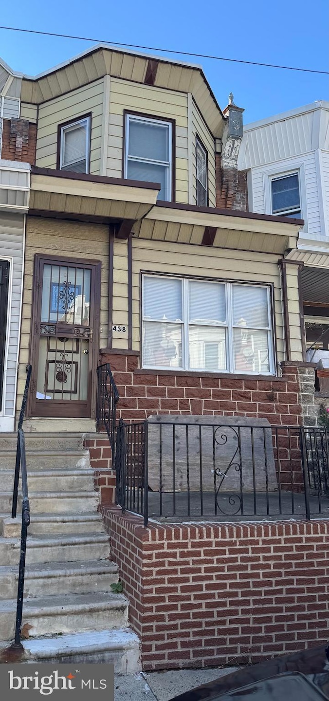 438 W Wellens Ave, Philadelphia, PA 19120 - photo 1