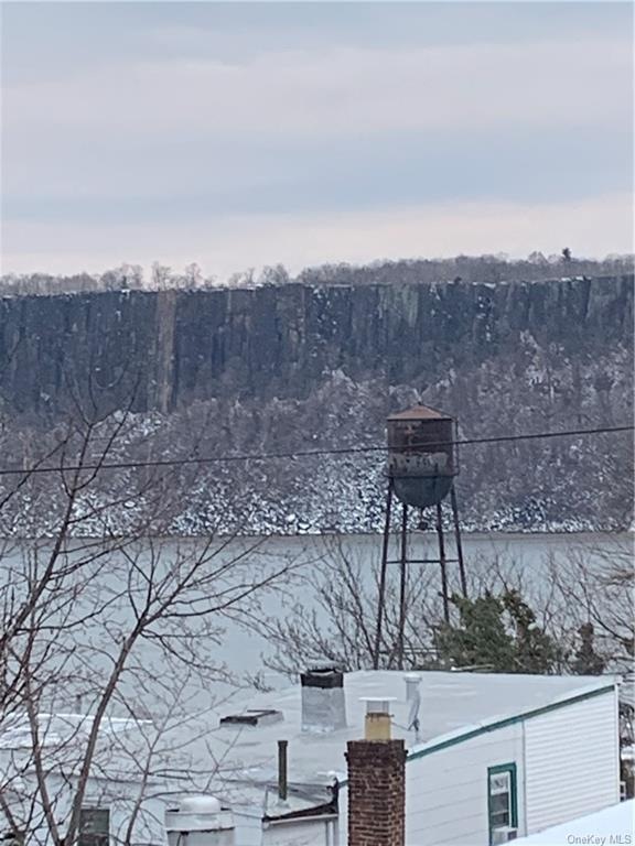 14 Spring St unit 2nd Fl, Hastings Hdsn, NY 10706 - photo 1