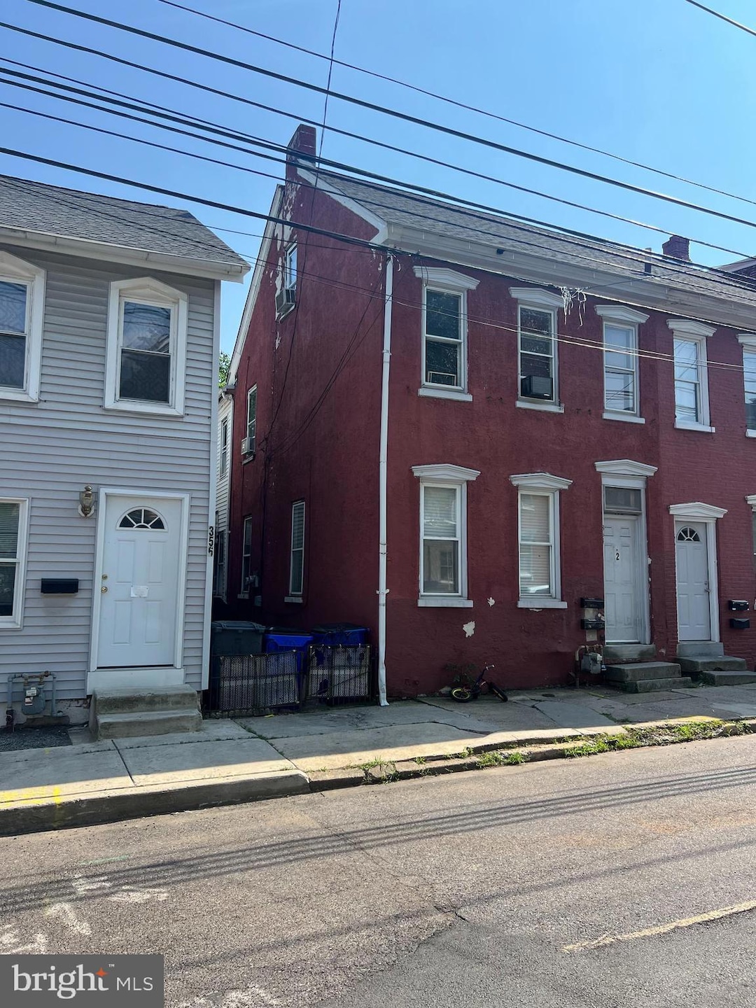 354 Beech St, Pottstown, PA 19464 - photo 1