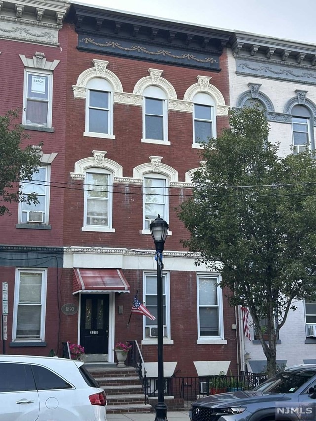2313 New York Ave unit 3, Union City, NJ 07087 - photo 1