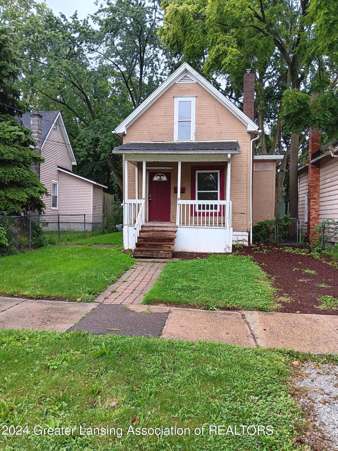 1315 W Ionia St, Lansing, MI 48915 - photo 1