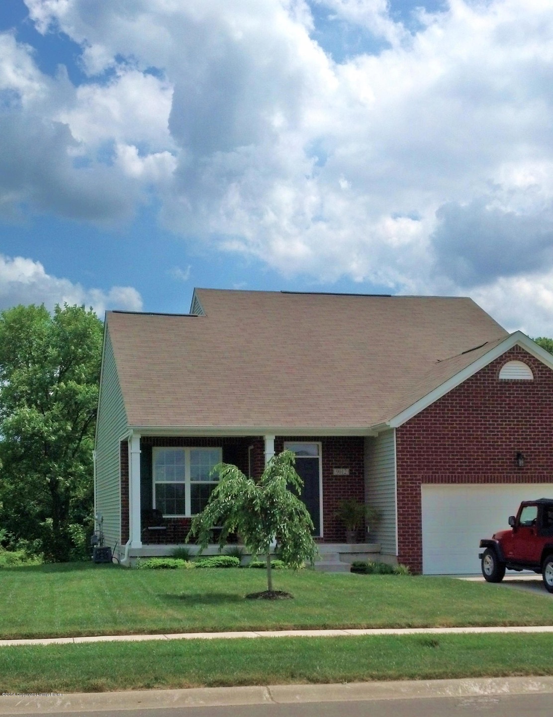 9012 Teak Dr, Louisville, KY 40228 - photo 1