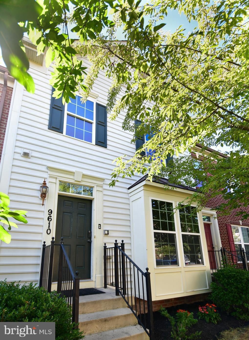 9610 Atterbury Ln, Frederick, MD 21704 - photo 1