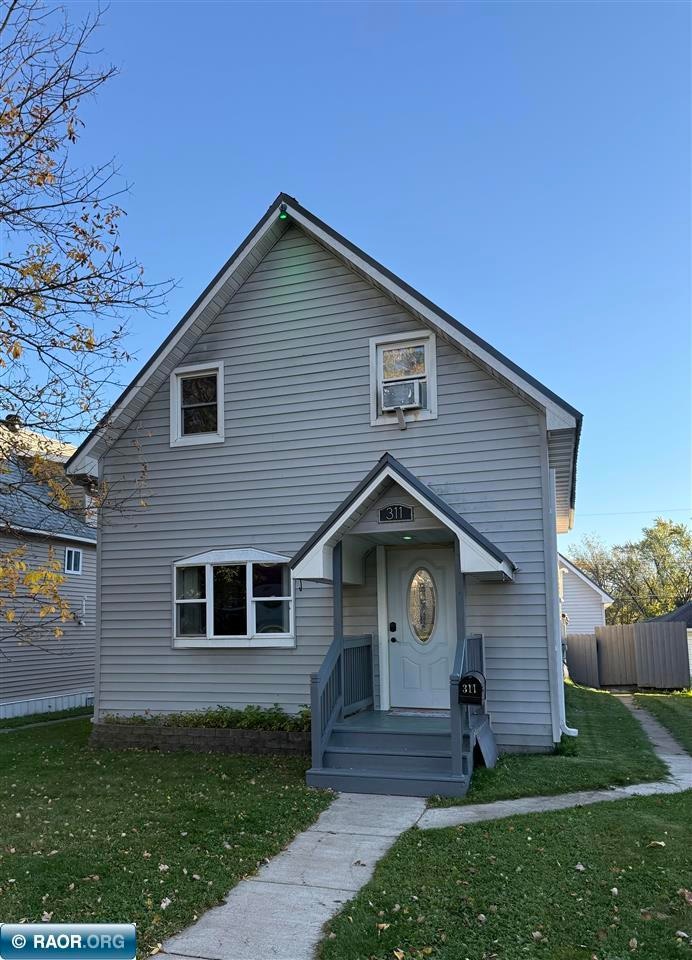 311 W 2nd Ave N, Aurora, MN 55705 - photo 1