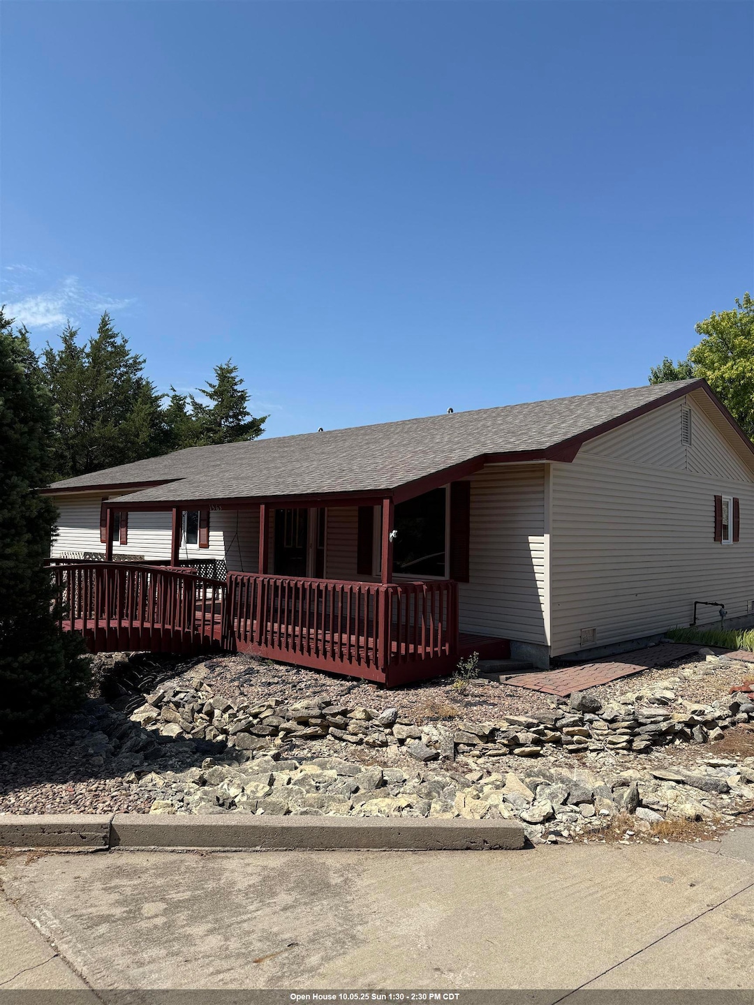 Under Contract $320,000