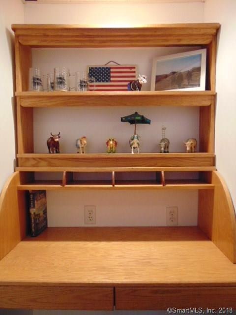 31 Fairfield Rd, Oxford, CT 06478 - photo 1