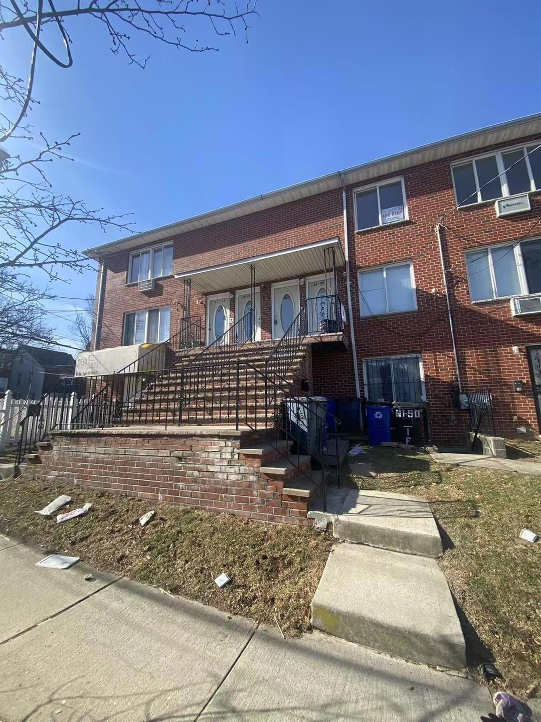 61-50 162nd St unit 3rd Fl, Flushing, NY 11365 - photo 1