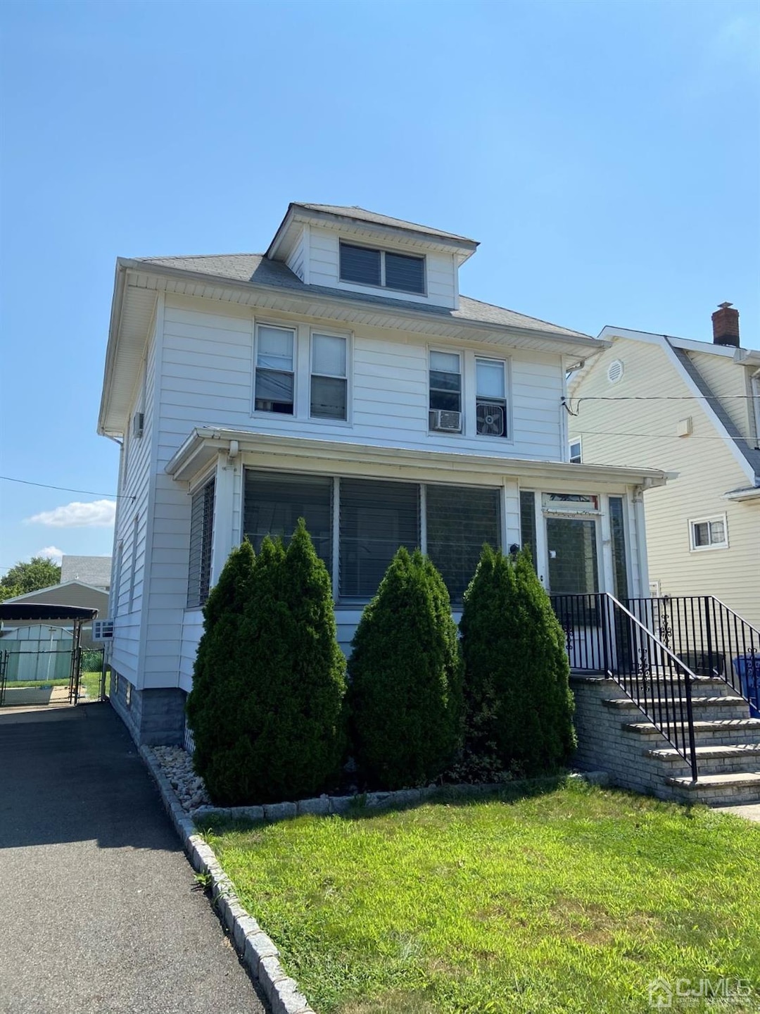 204 Ridgeley Ave, Iselin, NJ 08830 - photo 1