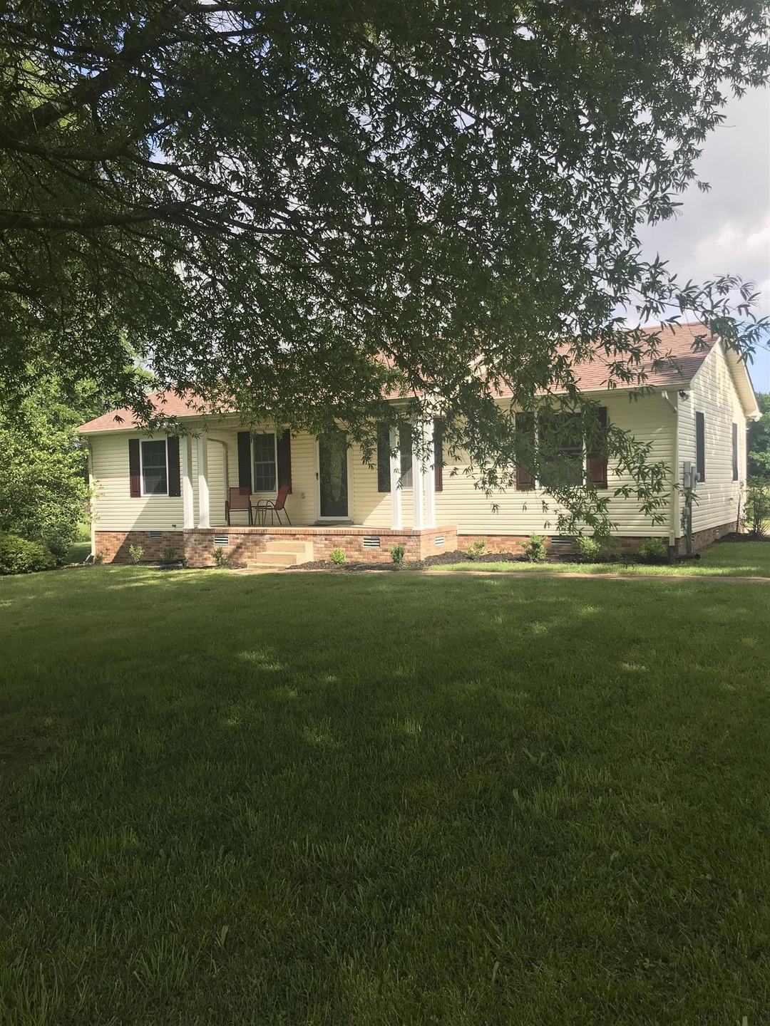 Home sits far off the road