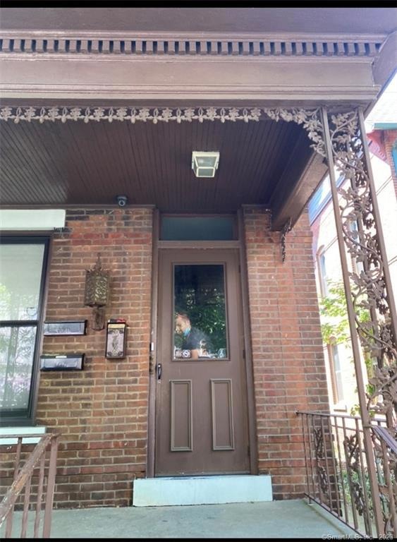 346 Grand Ave unit 1, New Haven, CT 06513 - photo 1