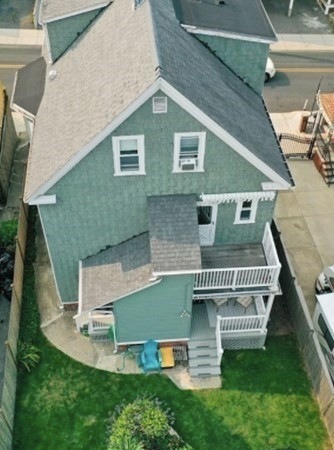 207 Lowell St unit 3, Somerville, MA 02144 - photo 1