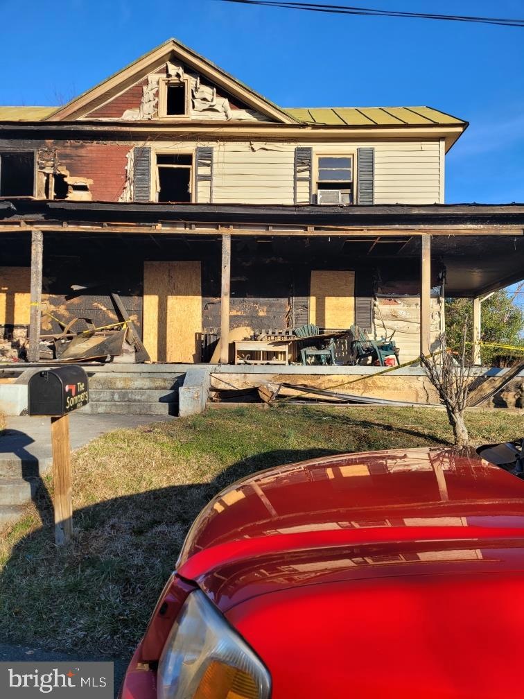 1303 Warren Ave, Front Royal, VA 22630 - photo 1