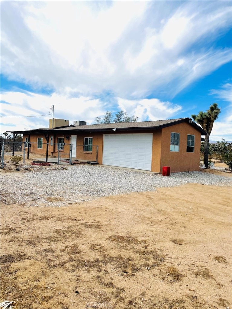 58717 Three Palms, Yucca Valley, CA 92284 - photo 1