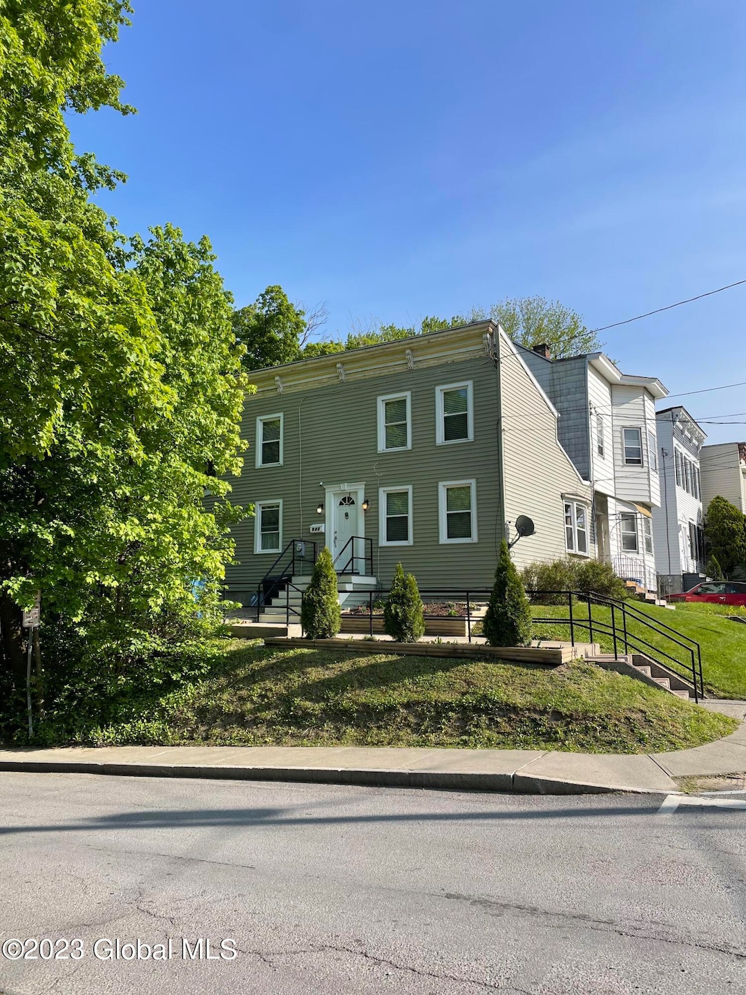 225 S Swan St, Albany, NY 12202 - photo 1