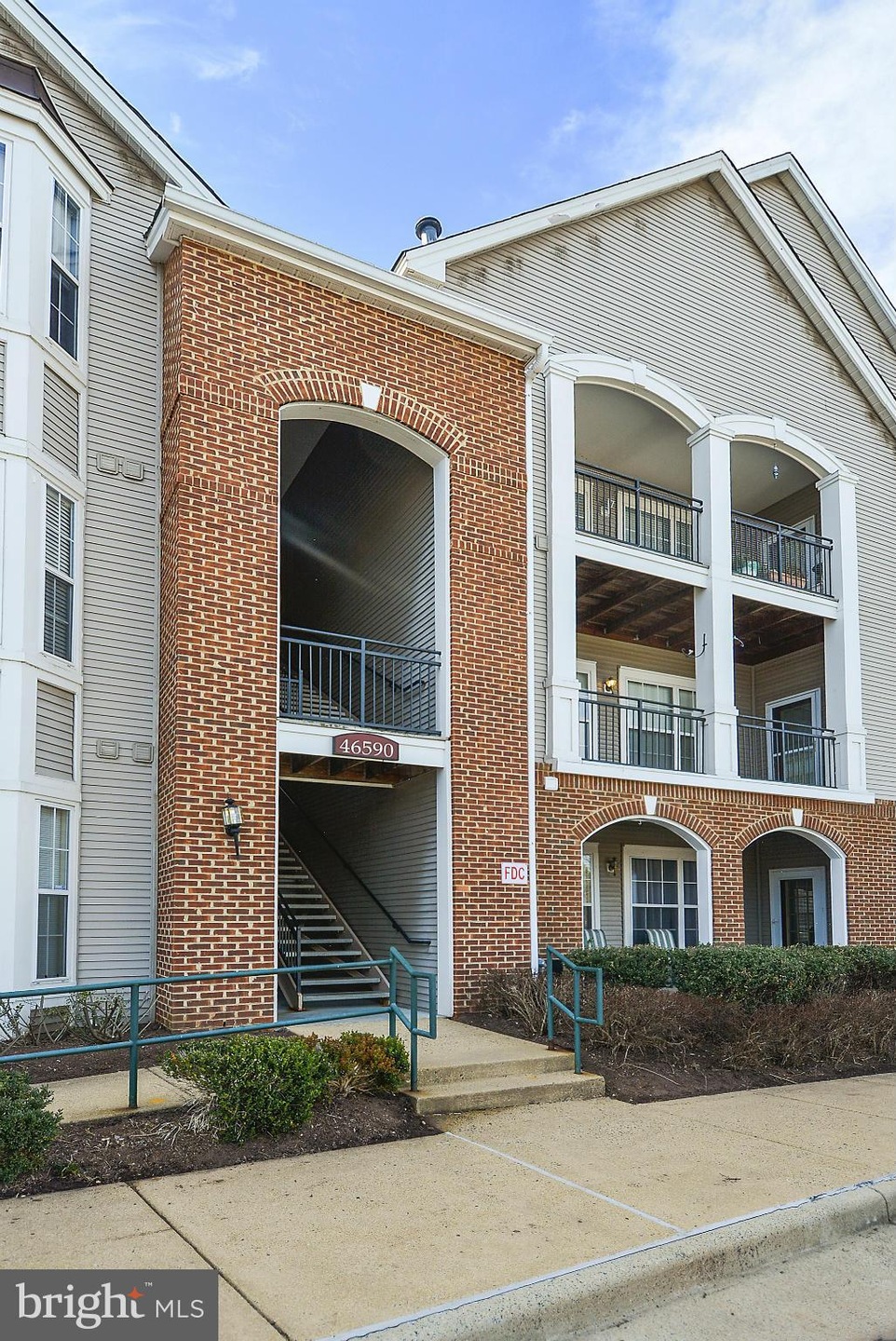 46590 Drysdale Terrace unit 201, Sterling, VA 20165 - photo 1