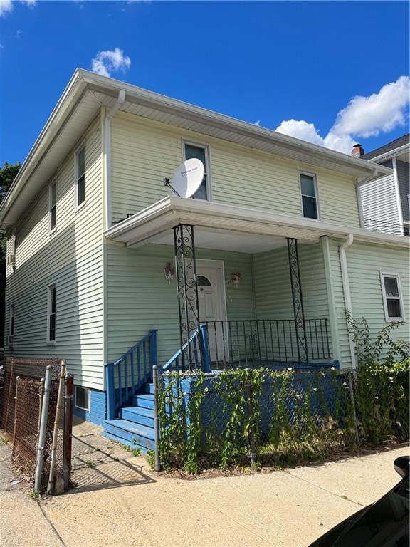 189 Pavilion Ave, Providence, RI 02905 - photo 1