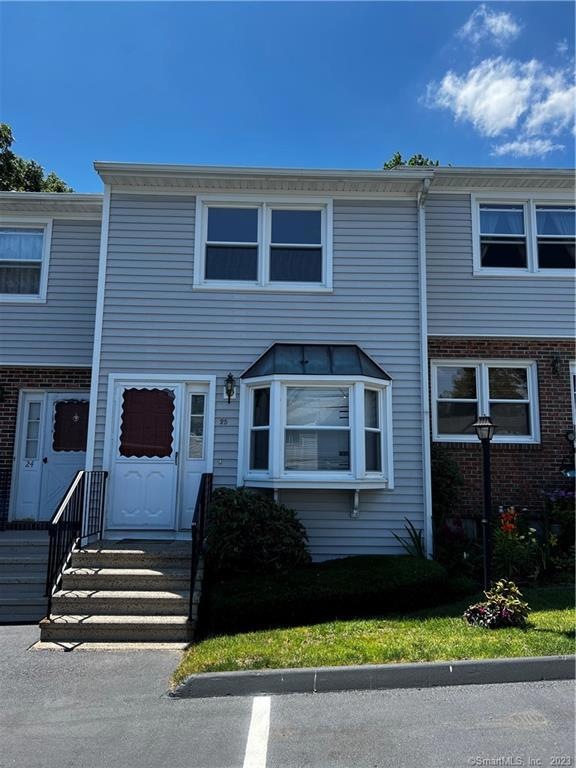 3205 Madison Ave unit 25, Bridgeport, CT 06606 - photo 1