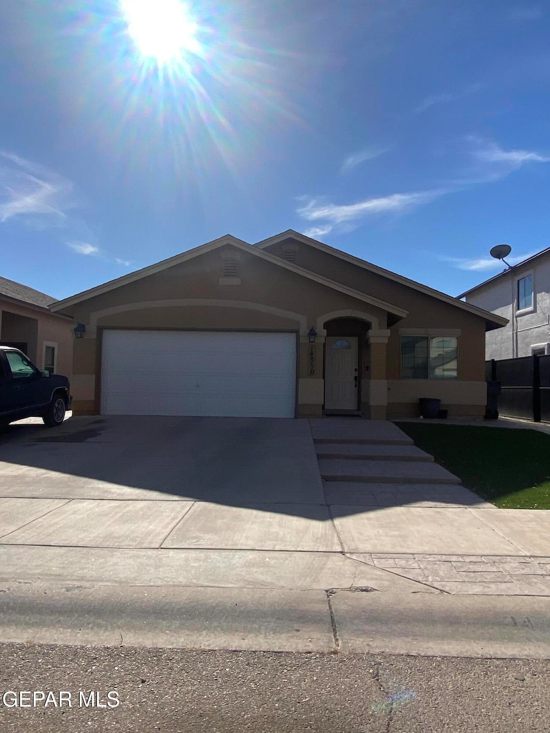 376844 14350 Pacific Point Dr Dr, El Paso, TX 79938 - photo 1