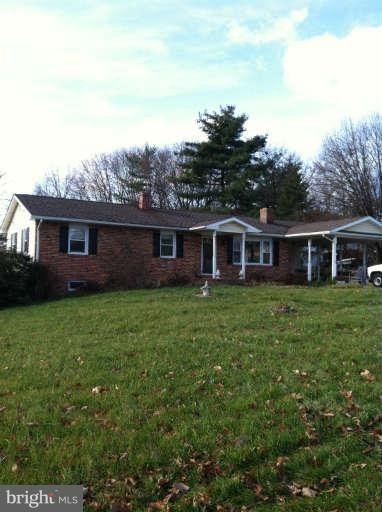 1419 Streaker Rd, Sykesville, MD 21784 - photo 1