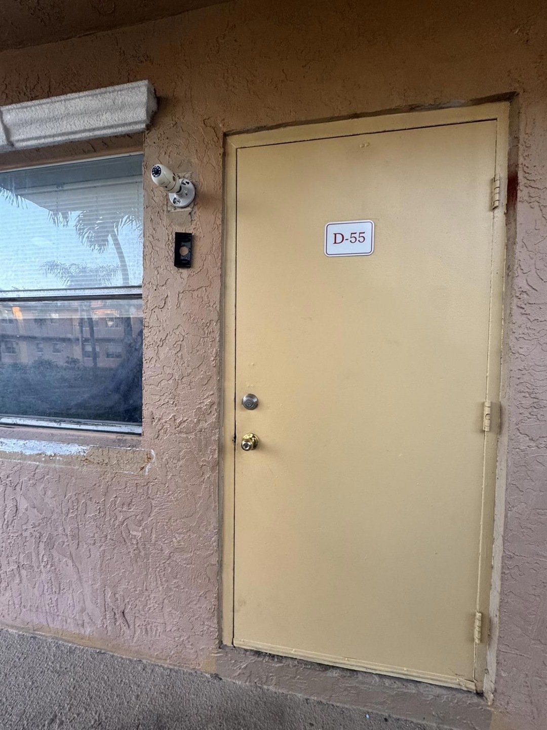 unlisted-address, Oakland Park, FL 33334 - photo 1