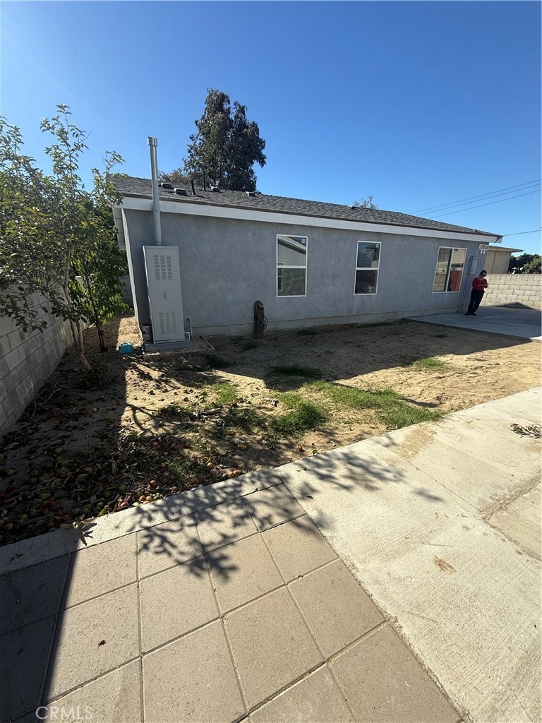 17055 San Bernardino Ave unit 2, Fontana, CA 92335 - photo 1