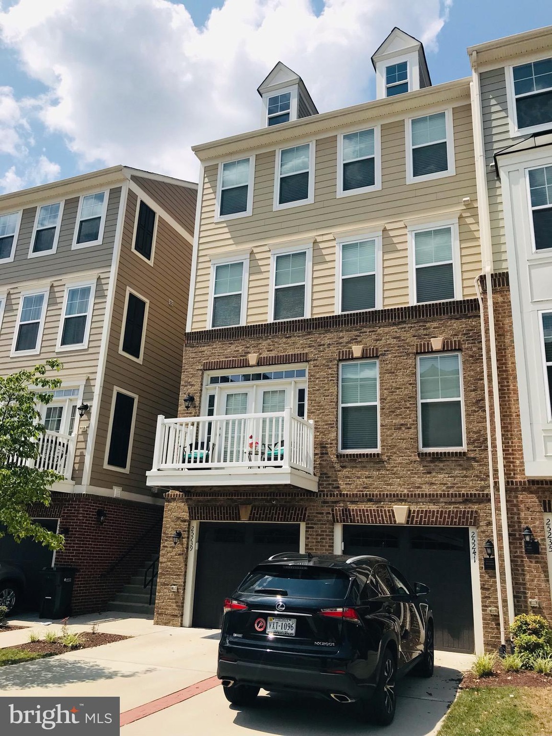 25241 Orchard View Terrace unit 6A3, Chantilly, VA 20152 - photo 1