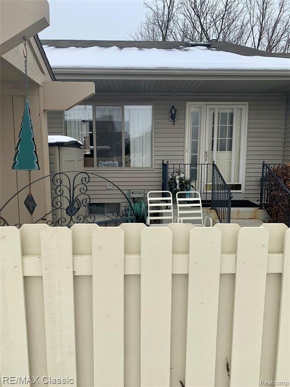 62330 Arlington Circle!  Private court yard with brick paver patio and Shed for additional storage.