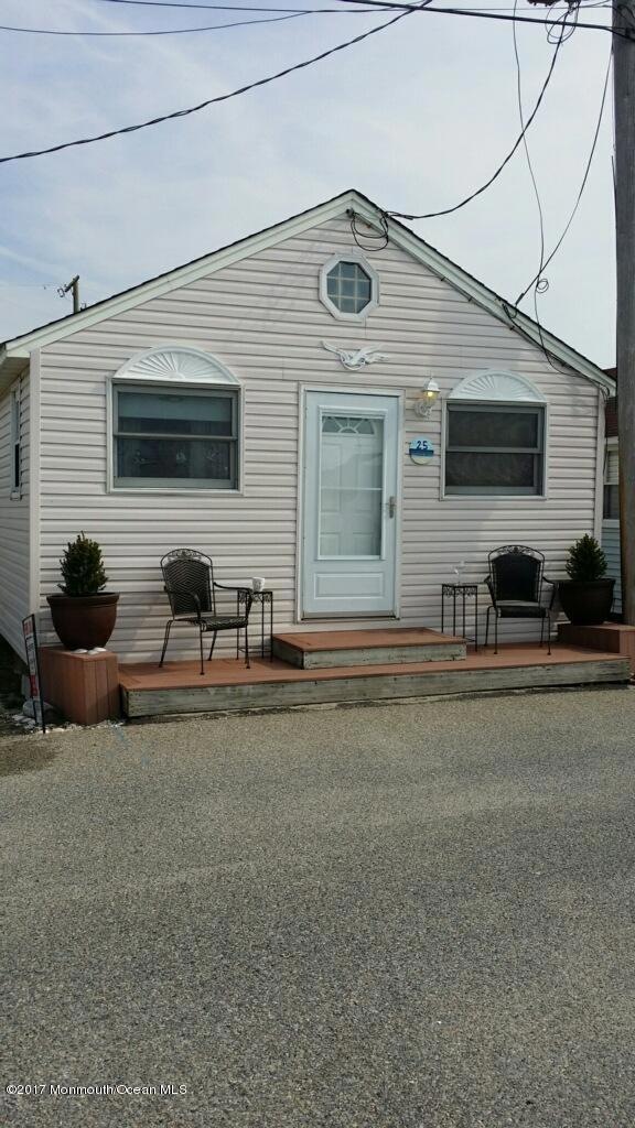 25 6th Ln, Seaside Park, NJ 08752 - photo 1