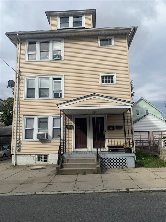 66 Erastus St, Providence, RI 02908 - photo 1