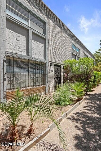 6700 Escondido Dr unit G9, El Paso, TX 79912 - photo 1