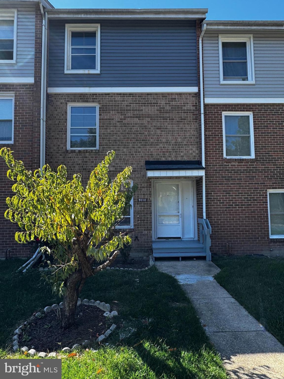 9110 Canterbury Riding, Laurel, MD 20723 - photo 1