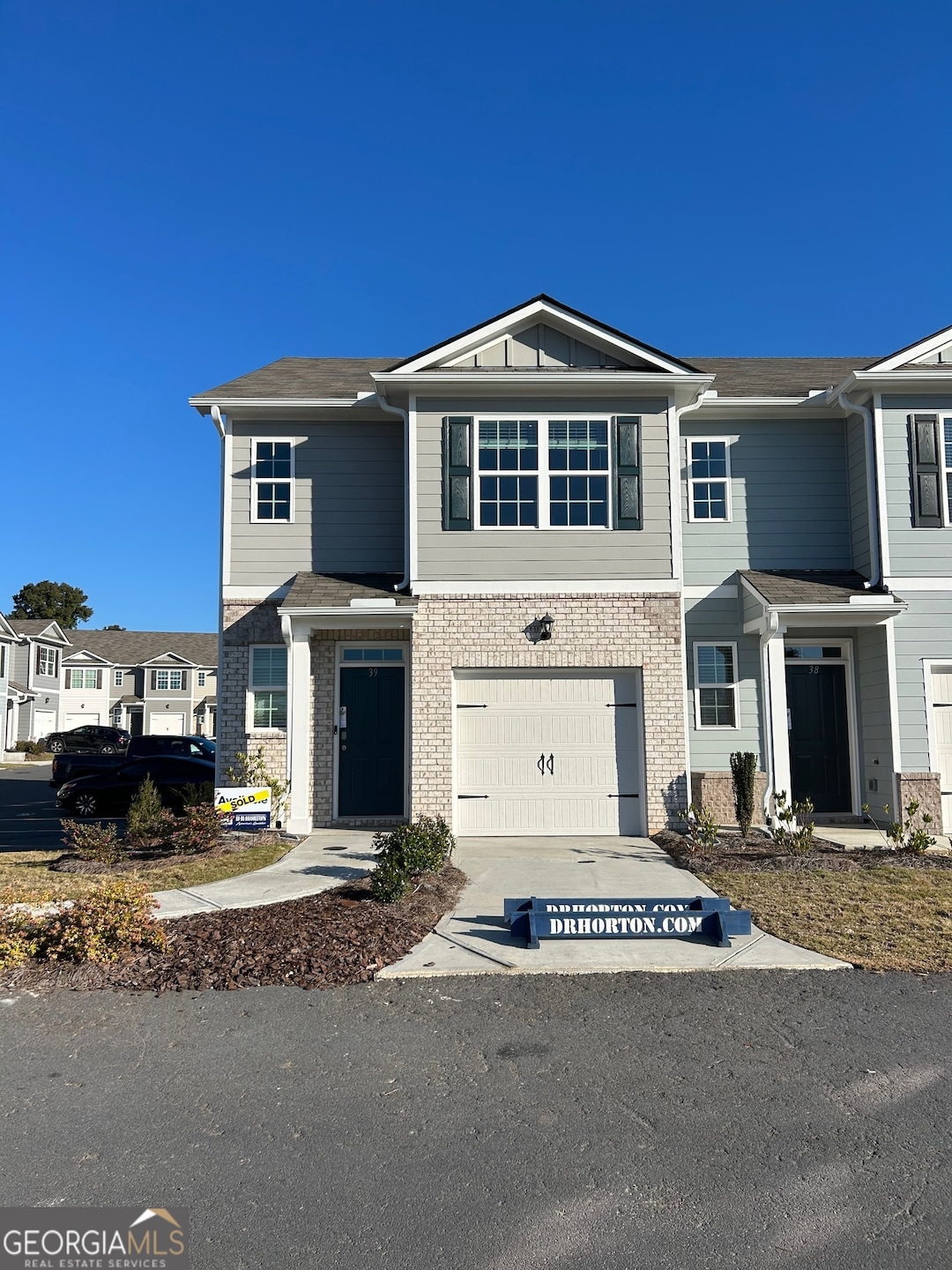 For Rent $1,695/month