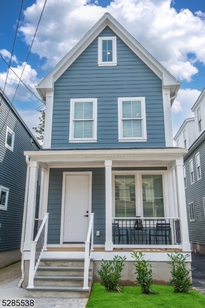 13 Wheeler St, Montclair, NJ 07042 - photo 1