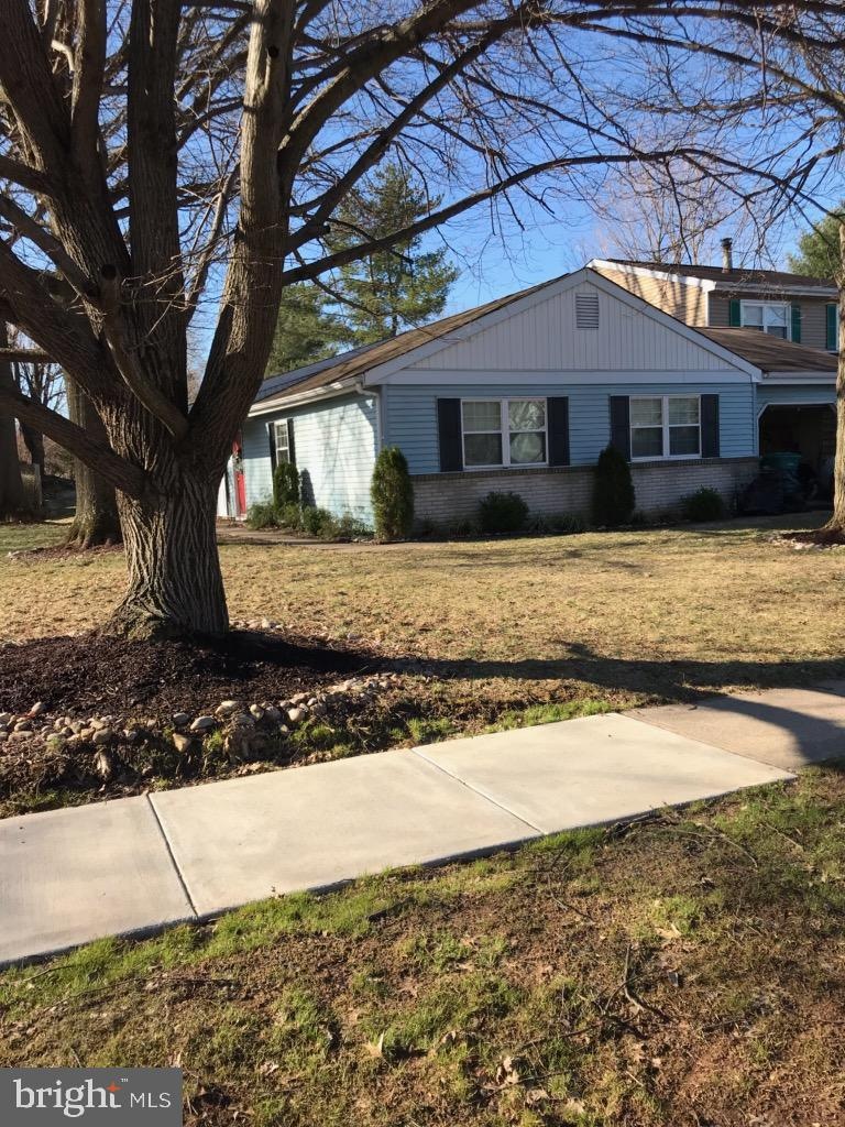 140 E Hanover St, Newtown, PA 18940 - photo 1