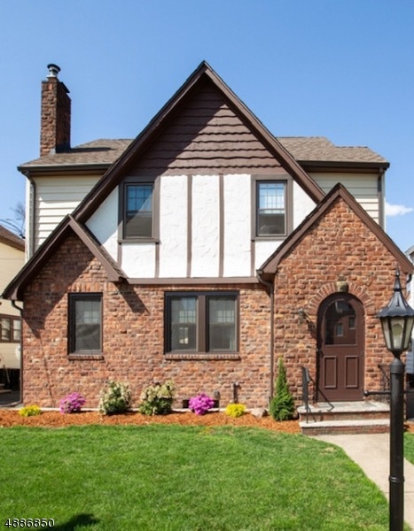 14 Ferncliff Rd, Bloomfield, NJ 07003 - photo 1