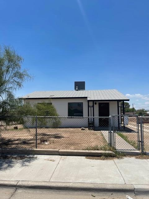 7570 Hacienda Ave, El Paso, TX 79915 - photo 1